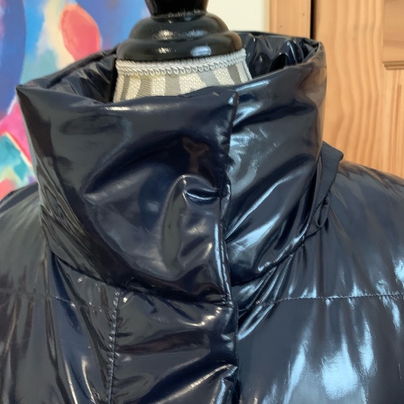 LIGHT BEFORE DARK  BUBBLE JACKET NAVY medium navy never worn - Picture 5 of 9